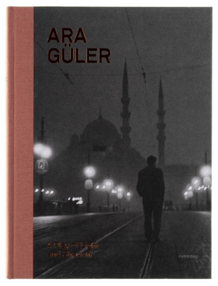 A Play of Light and Shadow - Ara Güler resmi